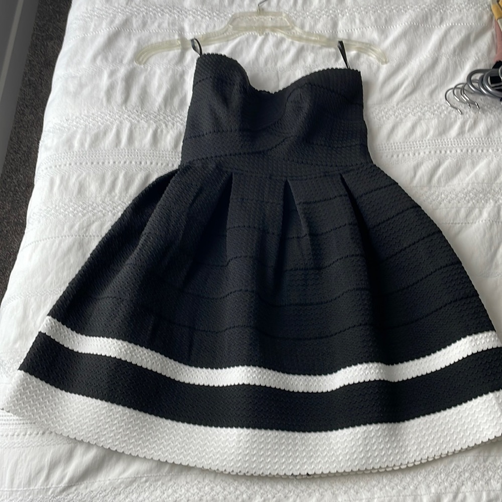 Strapless dress